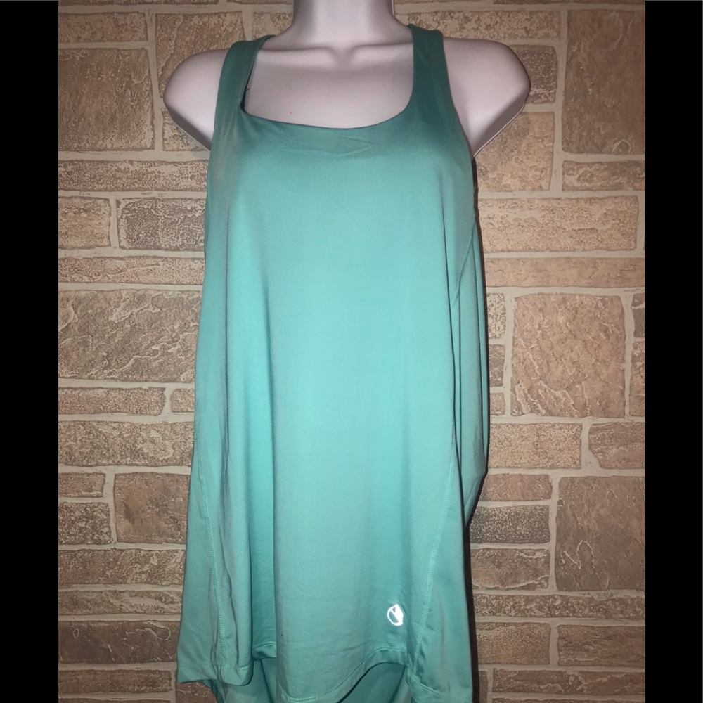 Women’s Icyzone Athletic Top W/built In Bra Large